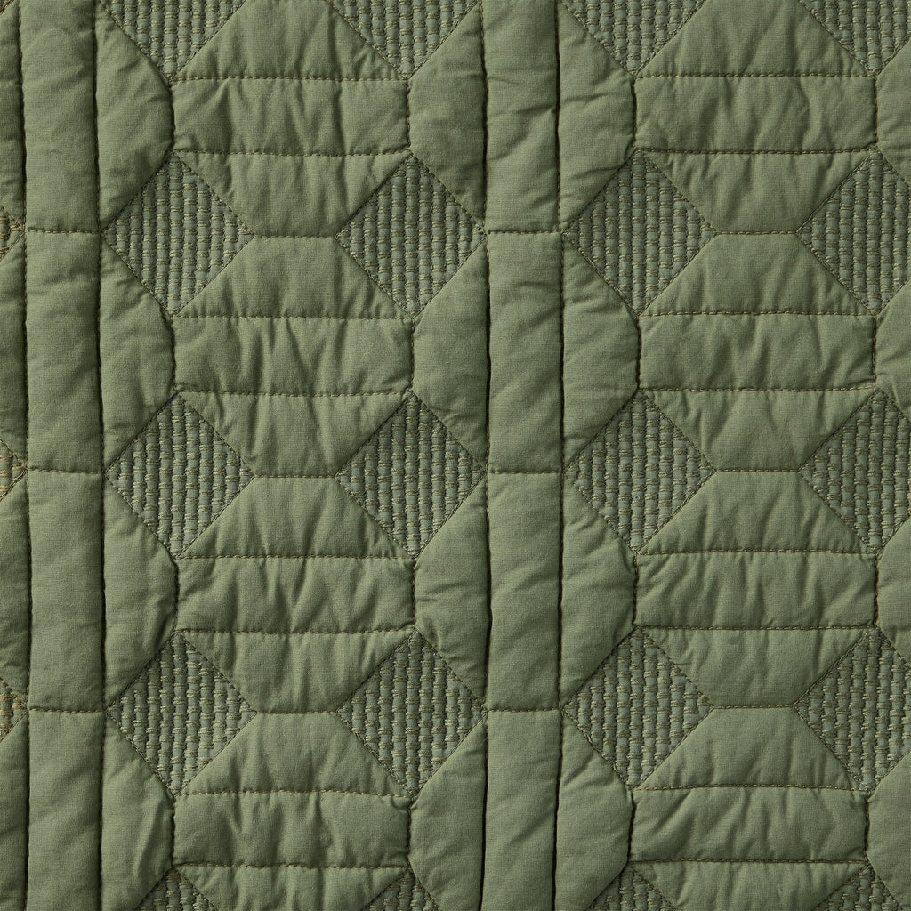 AVERO™ Crafted Geo Cotton Quilt, Dark Cilantro Dark Green, Full/Queen - AVERO™