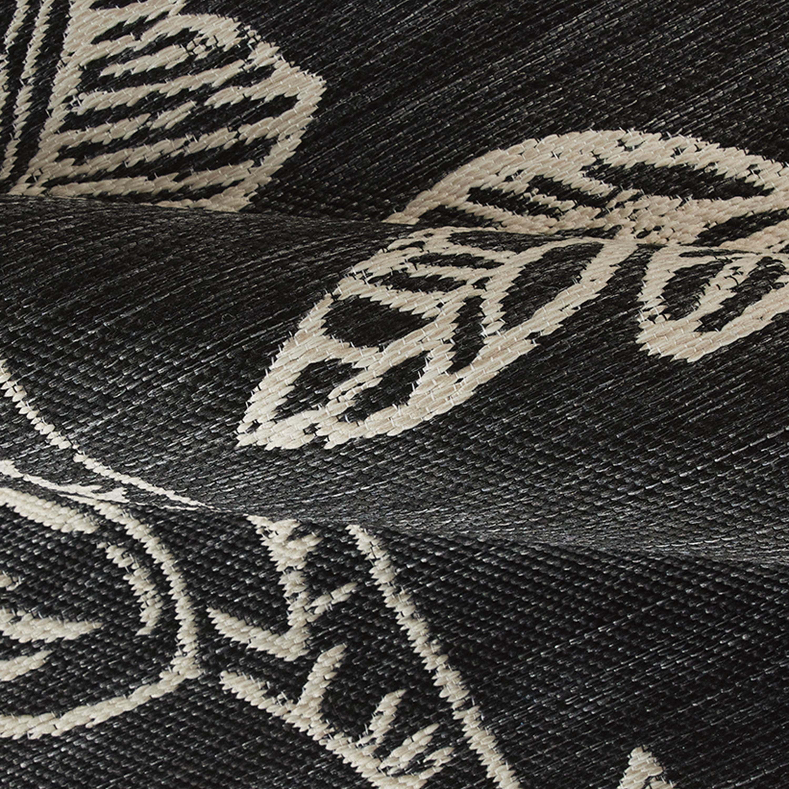AVERO™ 7' x 10' Black & White Floral Outdoor Rug - AVERO™