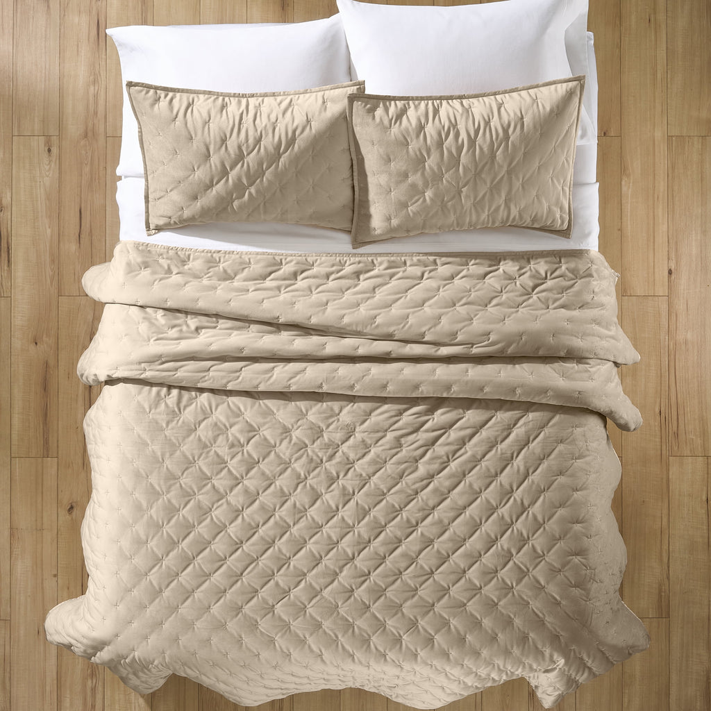 AVERO™ Tan Soft Velvet Embroidered Quilt, Full/Queen - AVERO™
