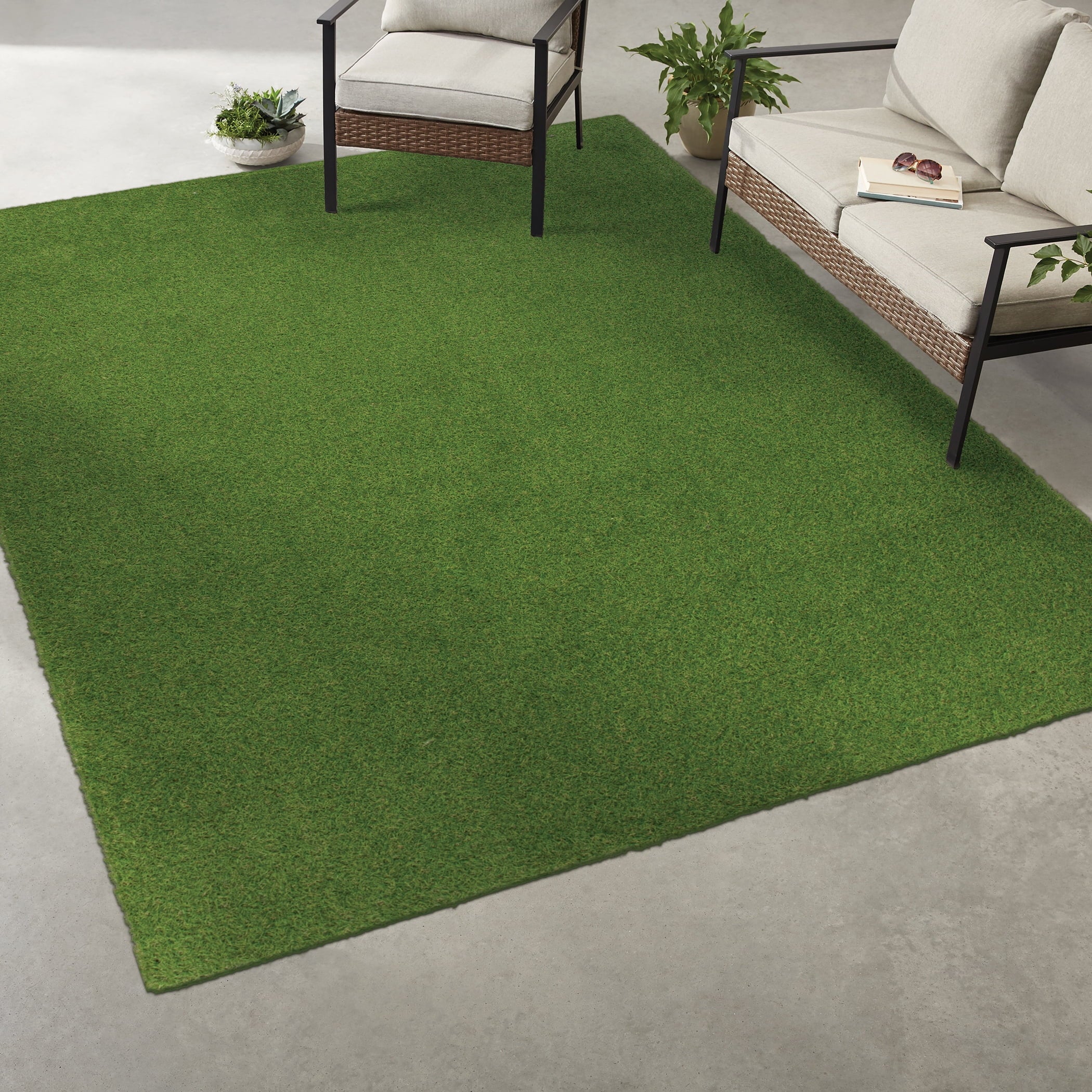 AVERO™ (2 pack) Green Faux Grass Outdoor Rug, 7 ft x 10 ft - AVERO™