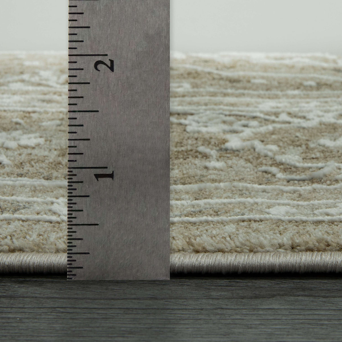 AVERO™ Traditional Plush Beige Medallion Indoor Area Rug, 7' 9" x 10' - AVERO™