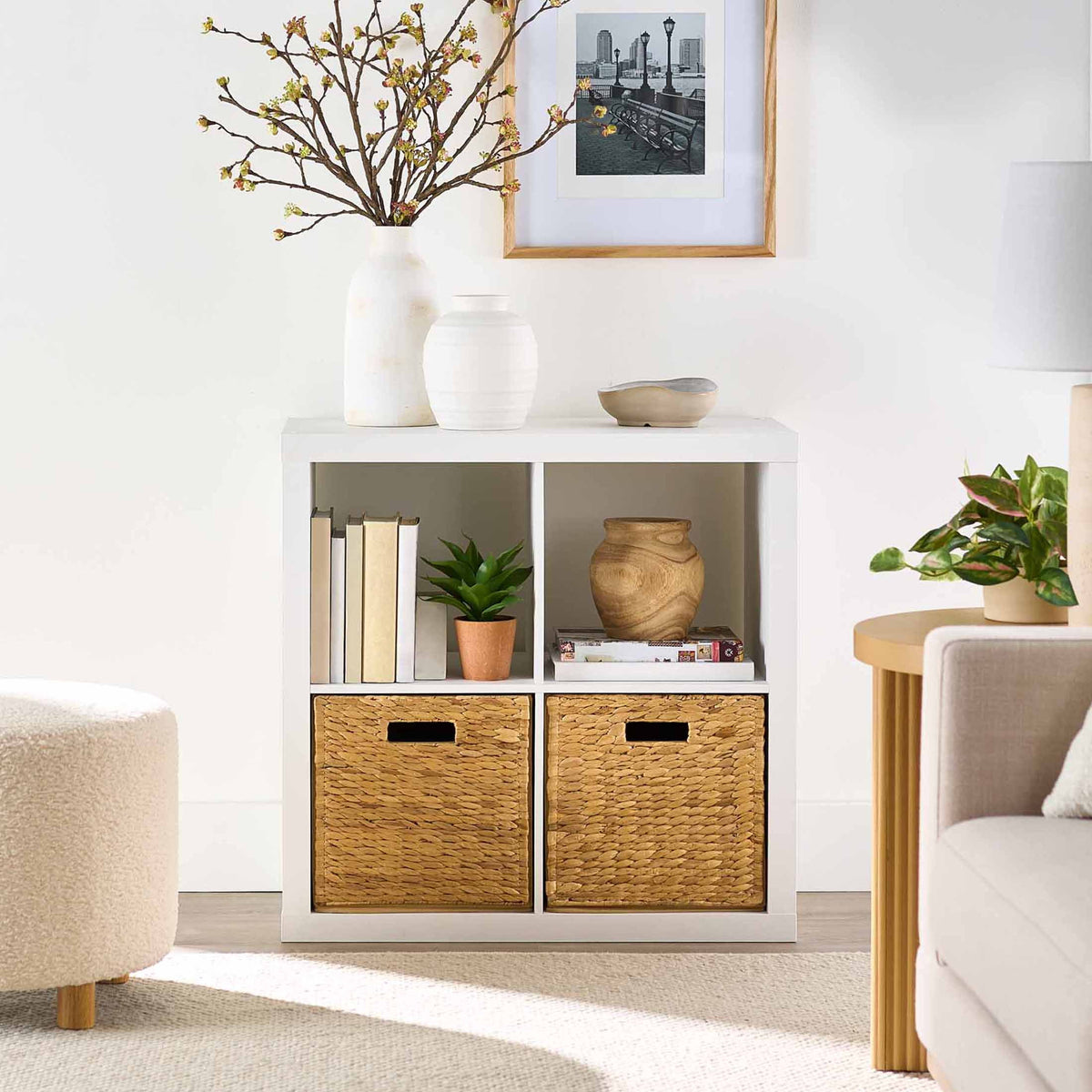 AVERO™ 4 Cube Storage and 2 Quad Shelf Insert, White Texture - AVERO™