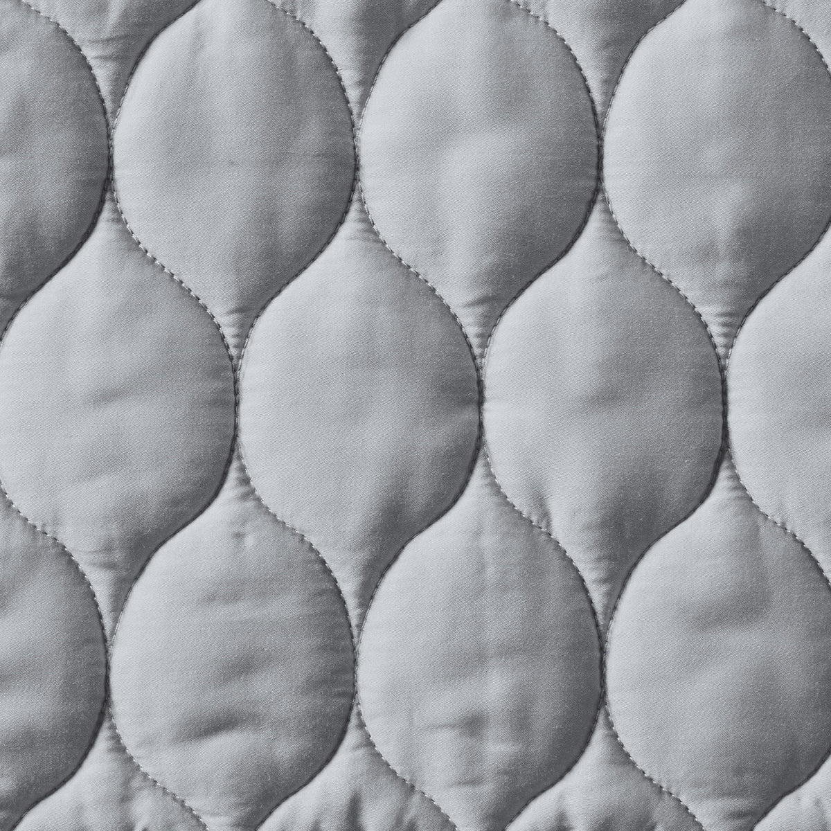 AVERO™ Tencel Quilt, King, Silver Grey, Soft Touch Bedding - AVERO™