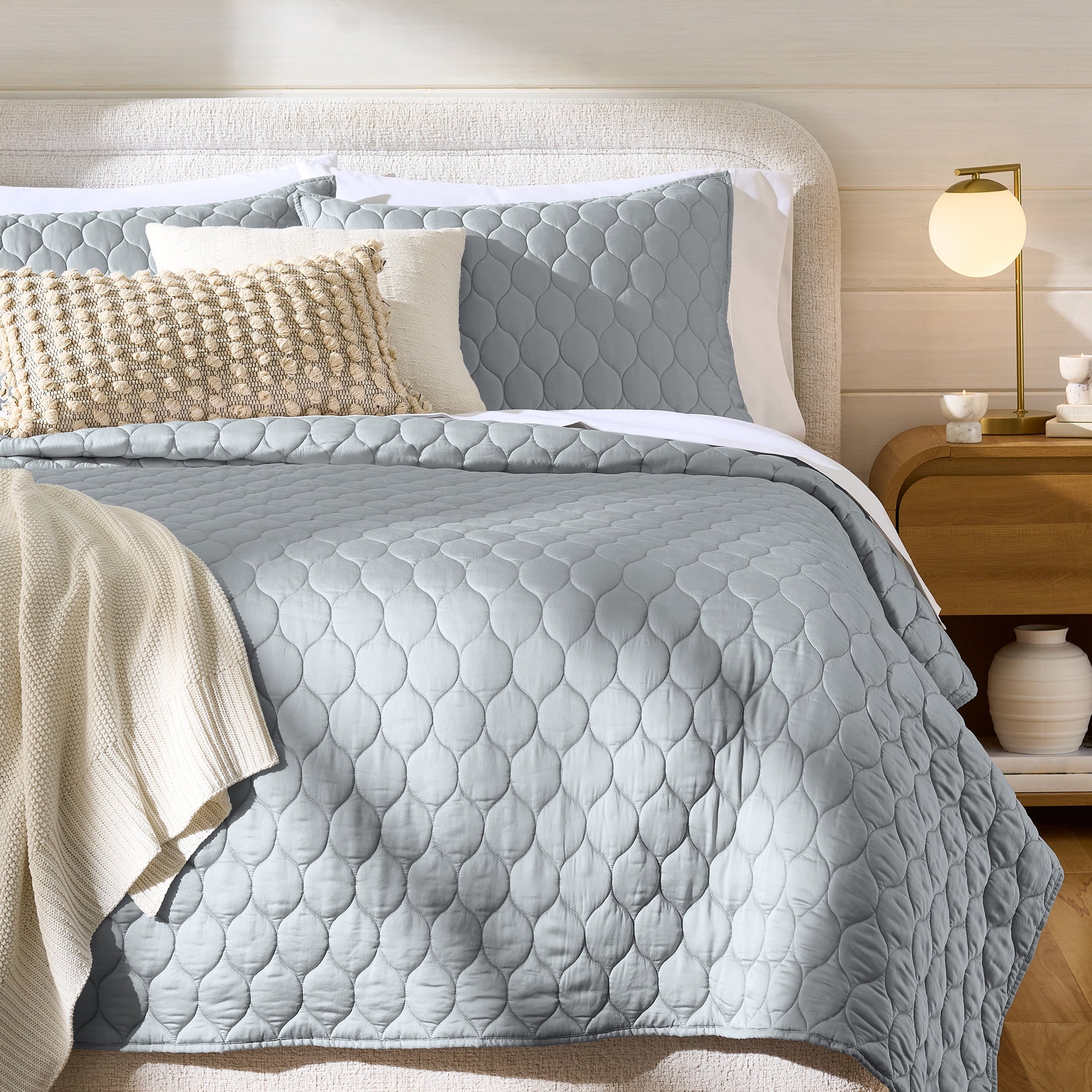 AVERO™ Tencel Quilt, King, Silver Grey, Soft Touch Bedding - AVERO™