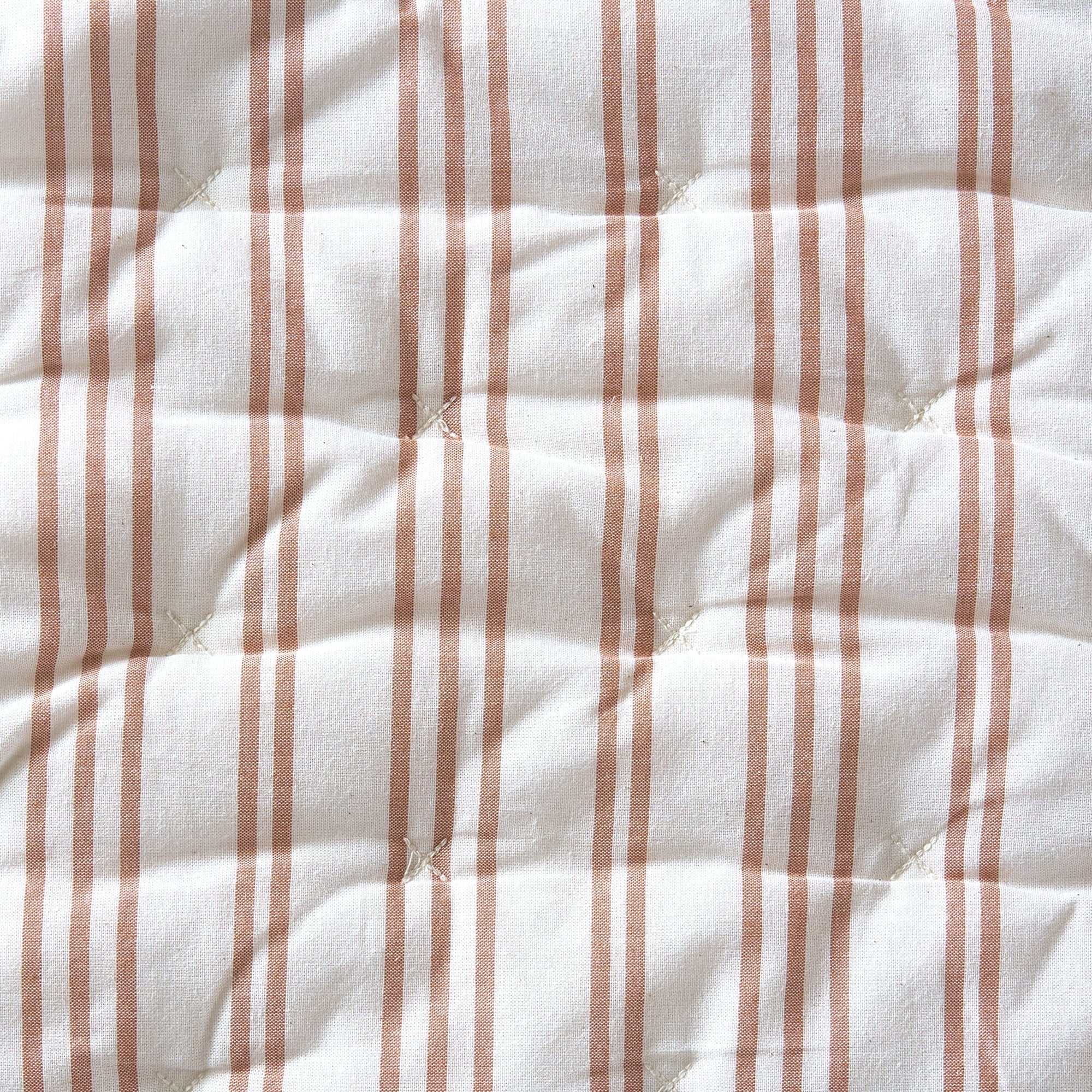 AVERO™ Copper Yarn Dyed Stripe Chambray Quilt, Full/Queen - AVERO™