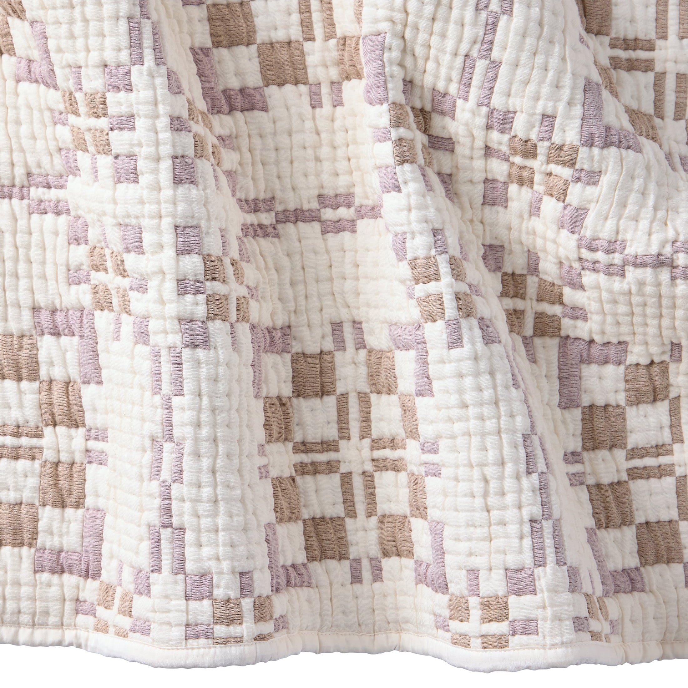 AVERO™ Ivory Modern Mosaic Cotton Matelasse Reversible Quilt, King - AVERO™
