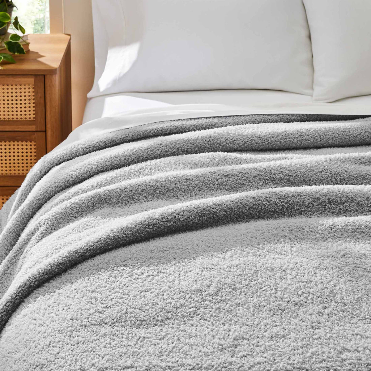 AVERO™ (2 pack) Cozy Knit Blanket, Light Grey, King - AVERO™