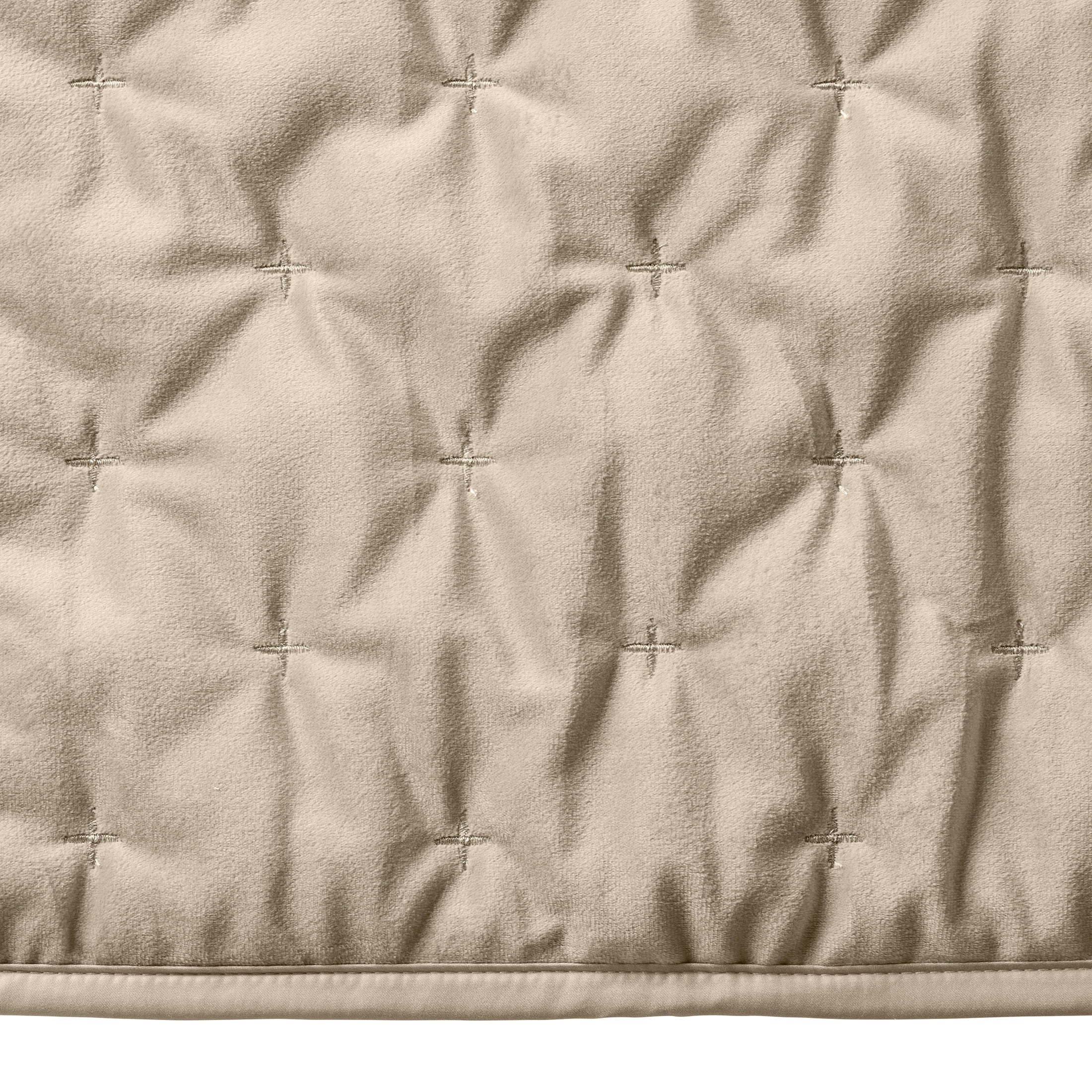AVERO™ Tan Soft Velvet Embroidered Quilt, Full/Queen - AVERO™