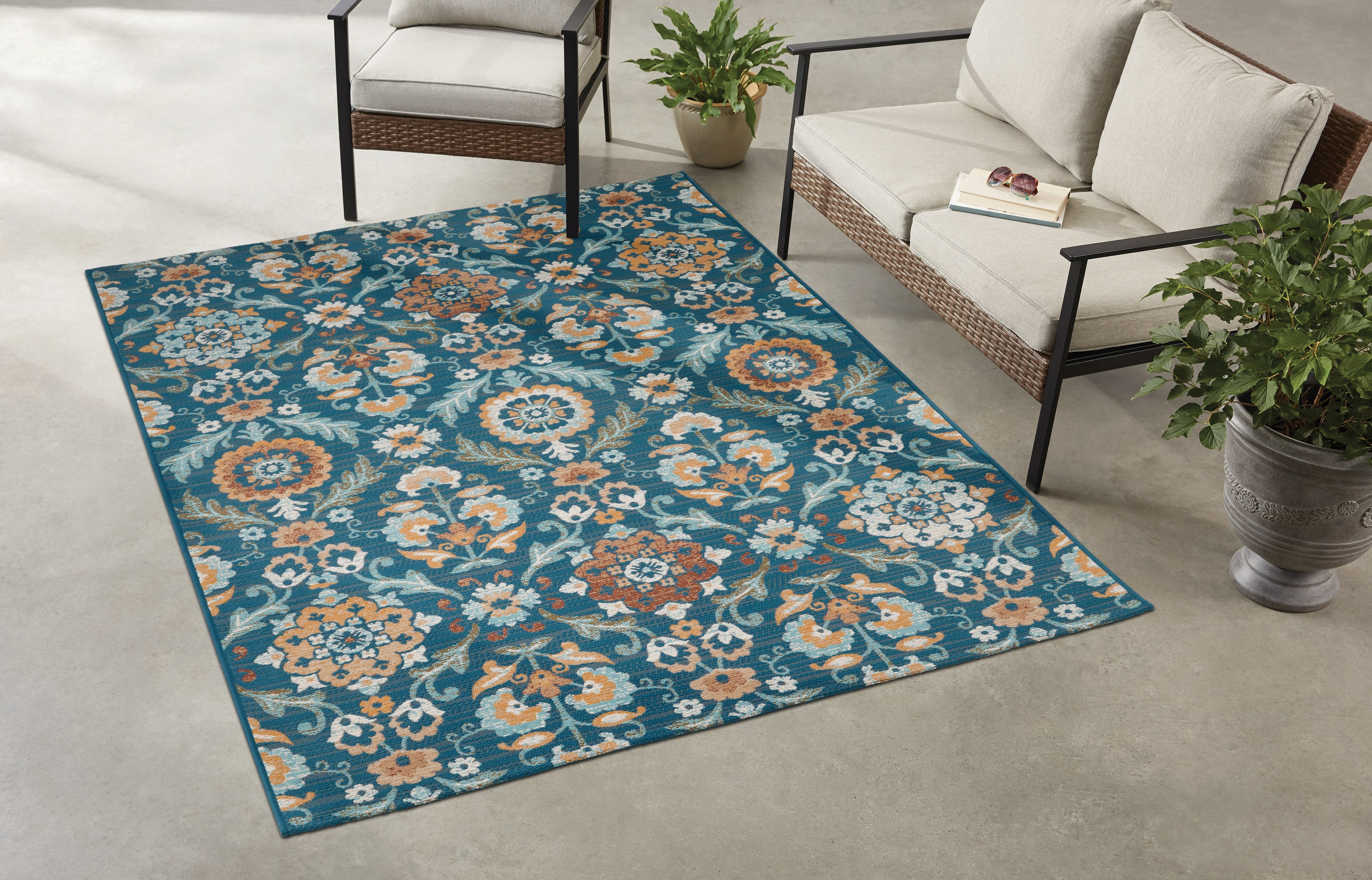 AVERO™ 5' x 7' Multi Medallion Outdoor Rug - AVERO™