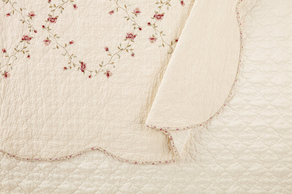 AVERO™ Hannalore Cotton Quilt, Burgundy, Full/Queen, All Ages - AVERO™