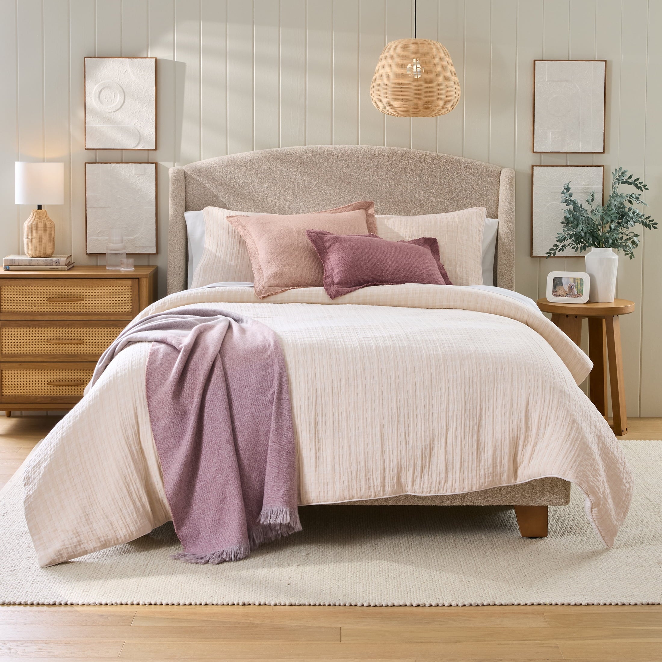 AVERO™ 3-Piece White Paisley Matelasse Comforter Set, Full/Queen - All-Season Bedding