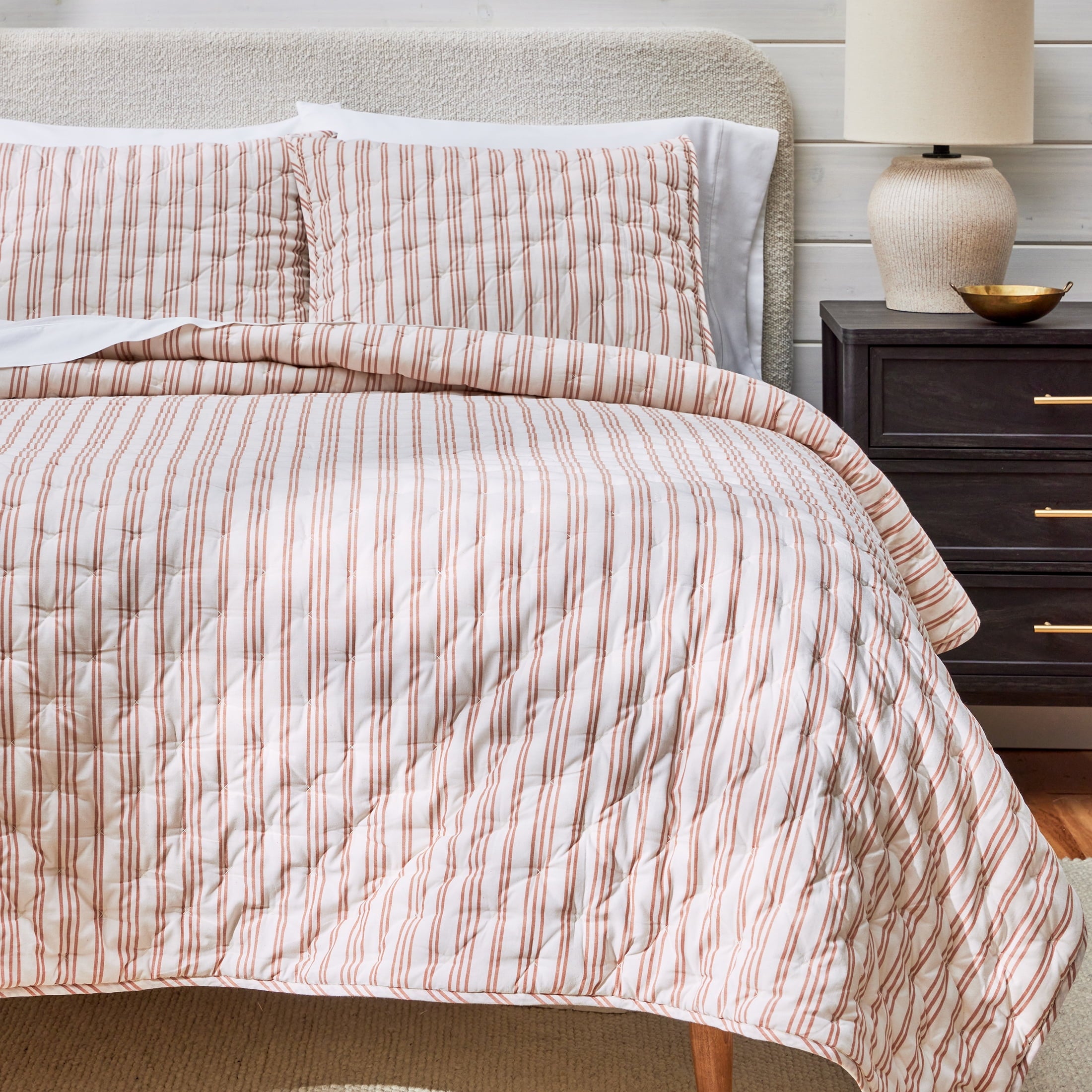AVERO™ Copper Yarn Dyed Stripe Chambray Quilt, Full/Queen - AVERO™