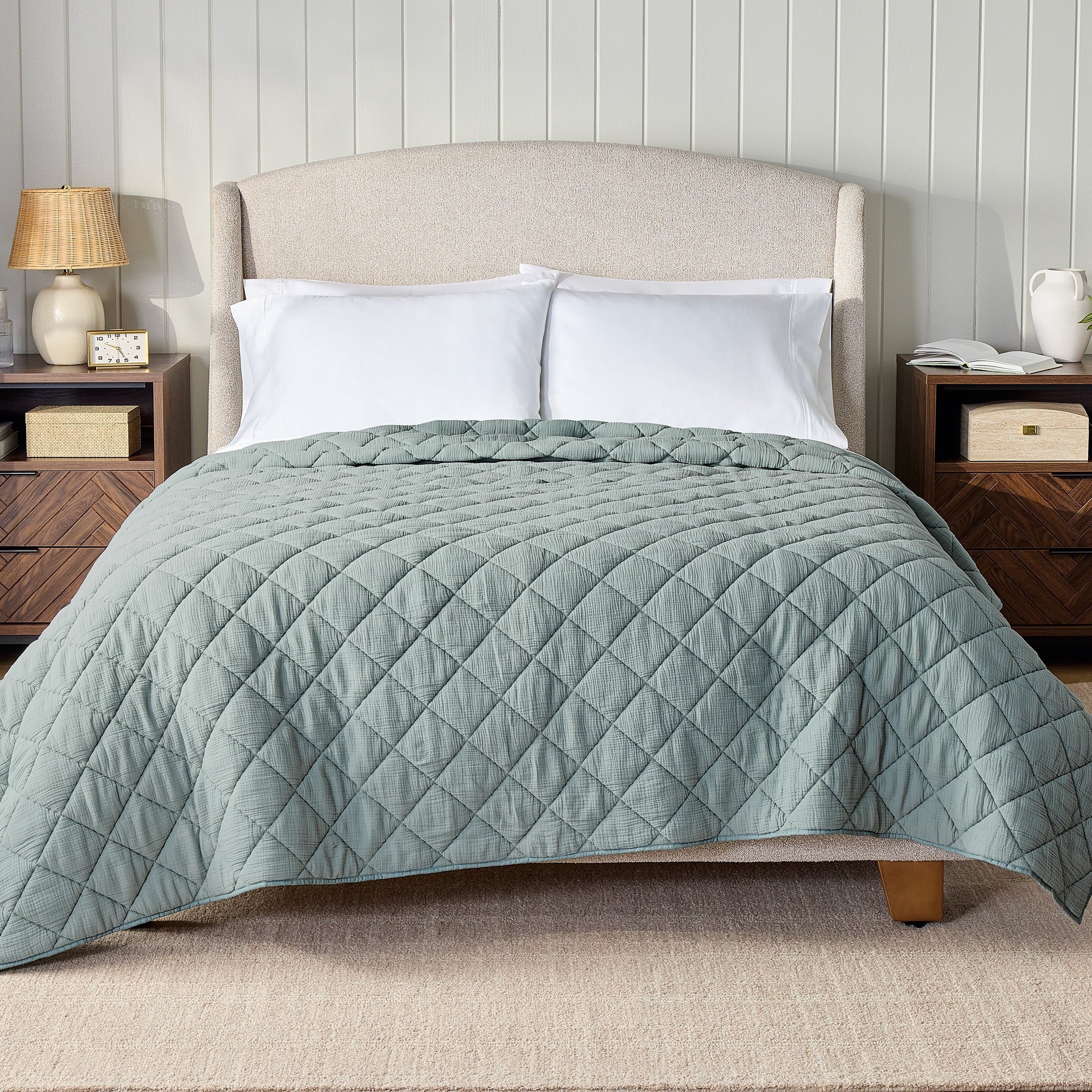 AVERO™ Diamond Gauze Quilt, Sage Green, Full/Queen - AVERO™