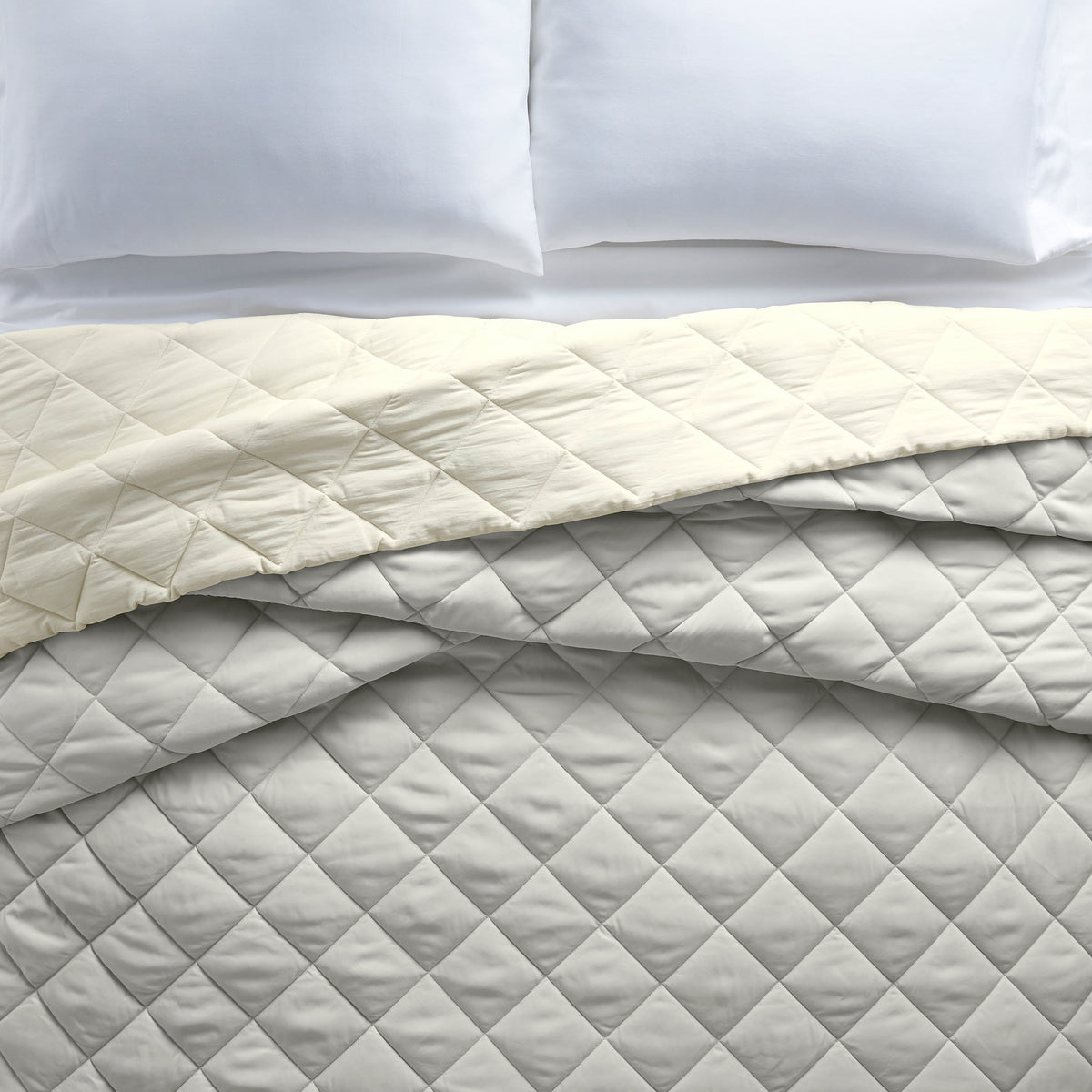 AVERO™ Down Alternative Comforter, Full/Queen - Blue, Reversible