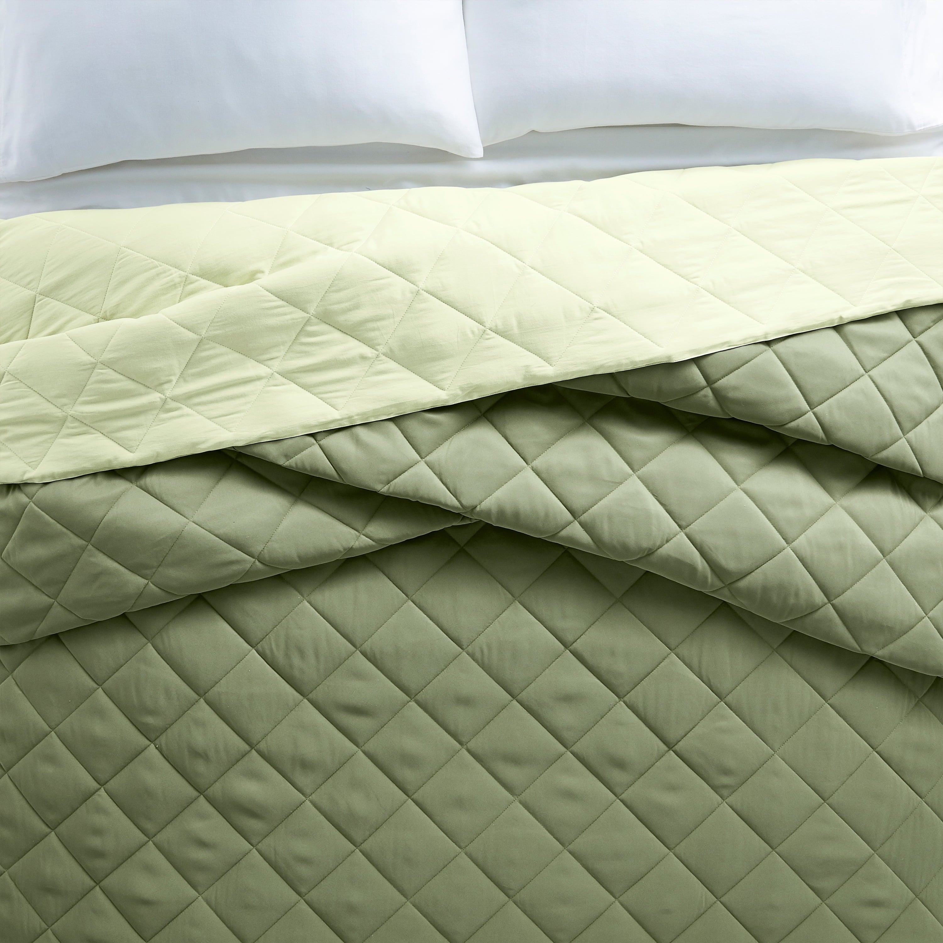 AVERO™ Down Alternative Comforter, Full/Queen - Blue, Reversible