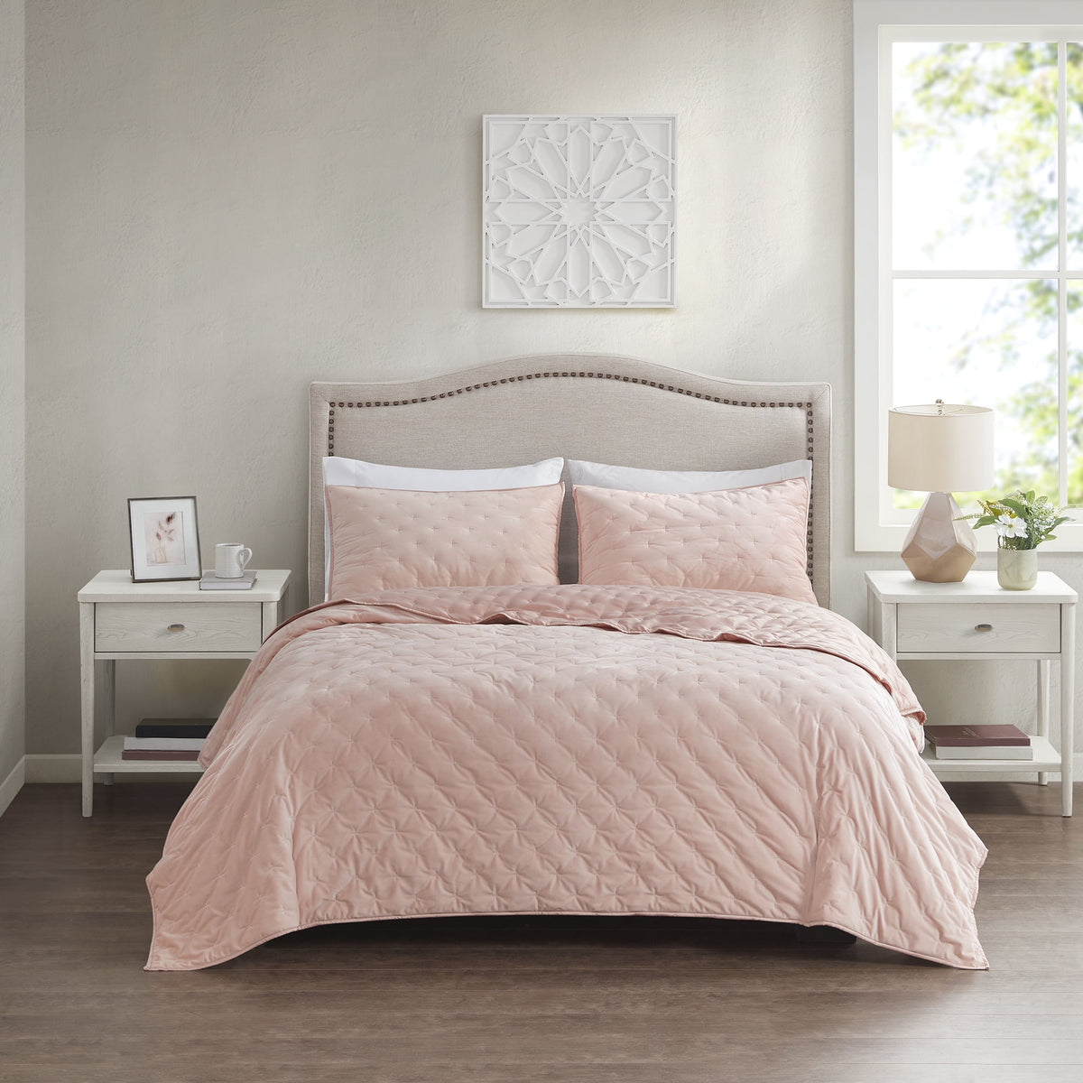 AVERO™ Tan Soft Velvet Embroidered Quilt, Full/Queen