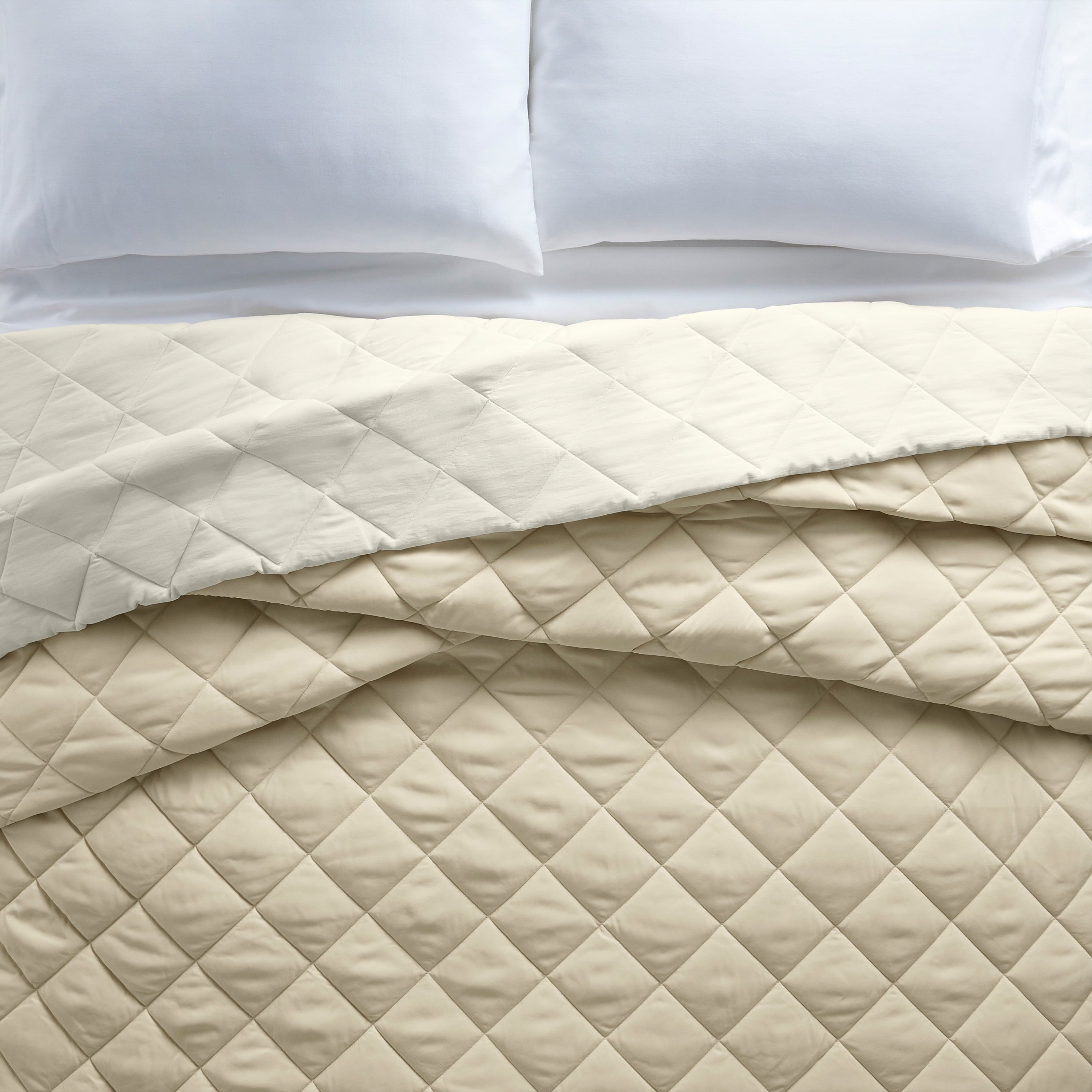 AVERO™ Down Alternative Comforter, Full/Queen - Blue, Reversible
