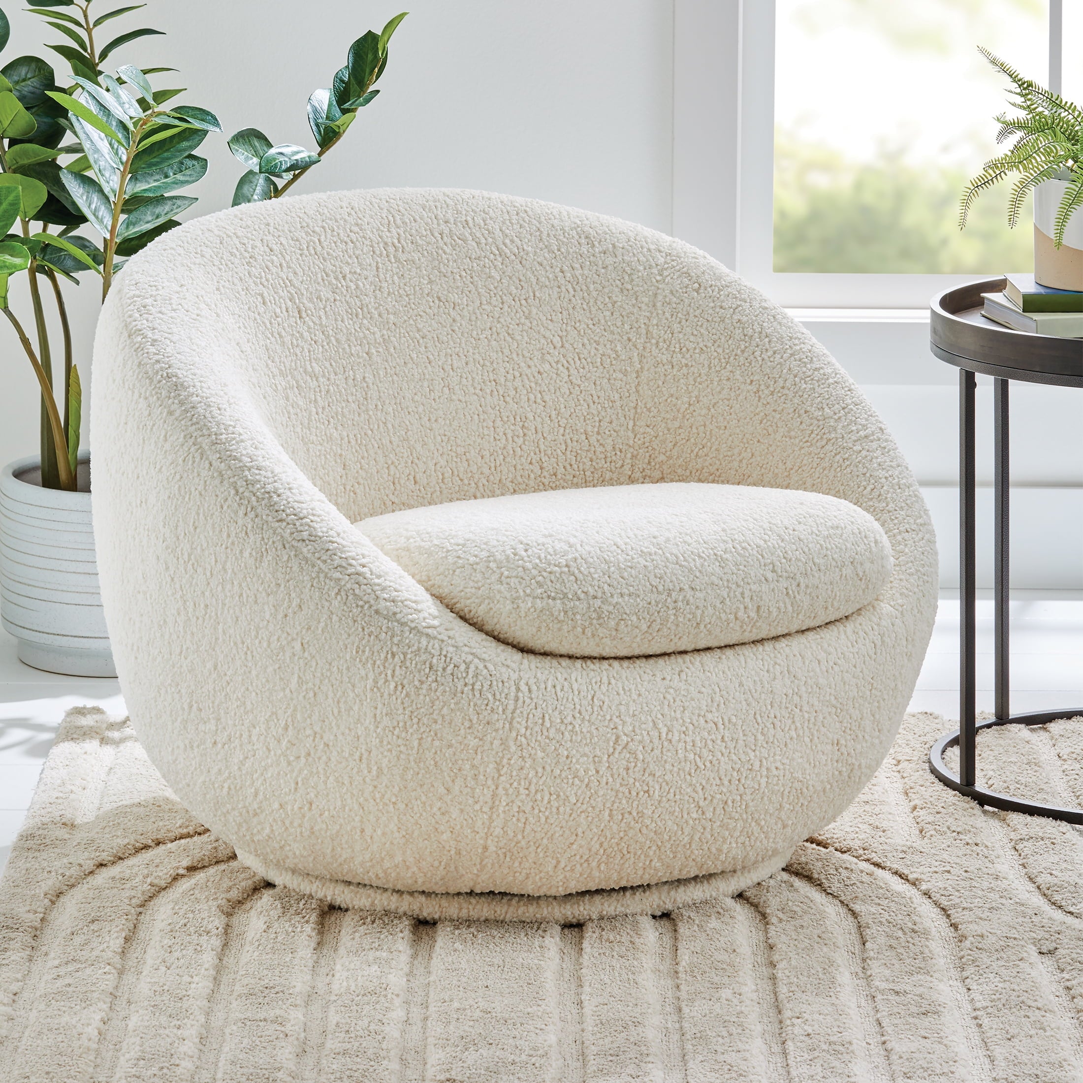 AVERO™ Mira Swivel Accent Chair, Cream