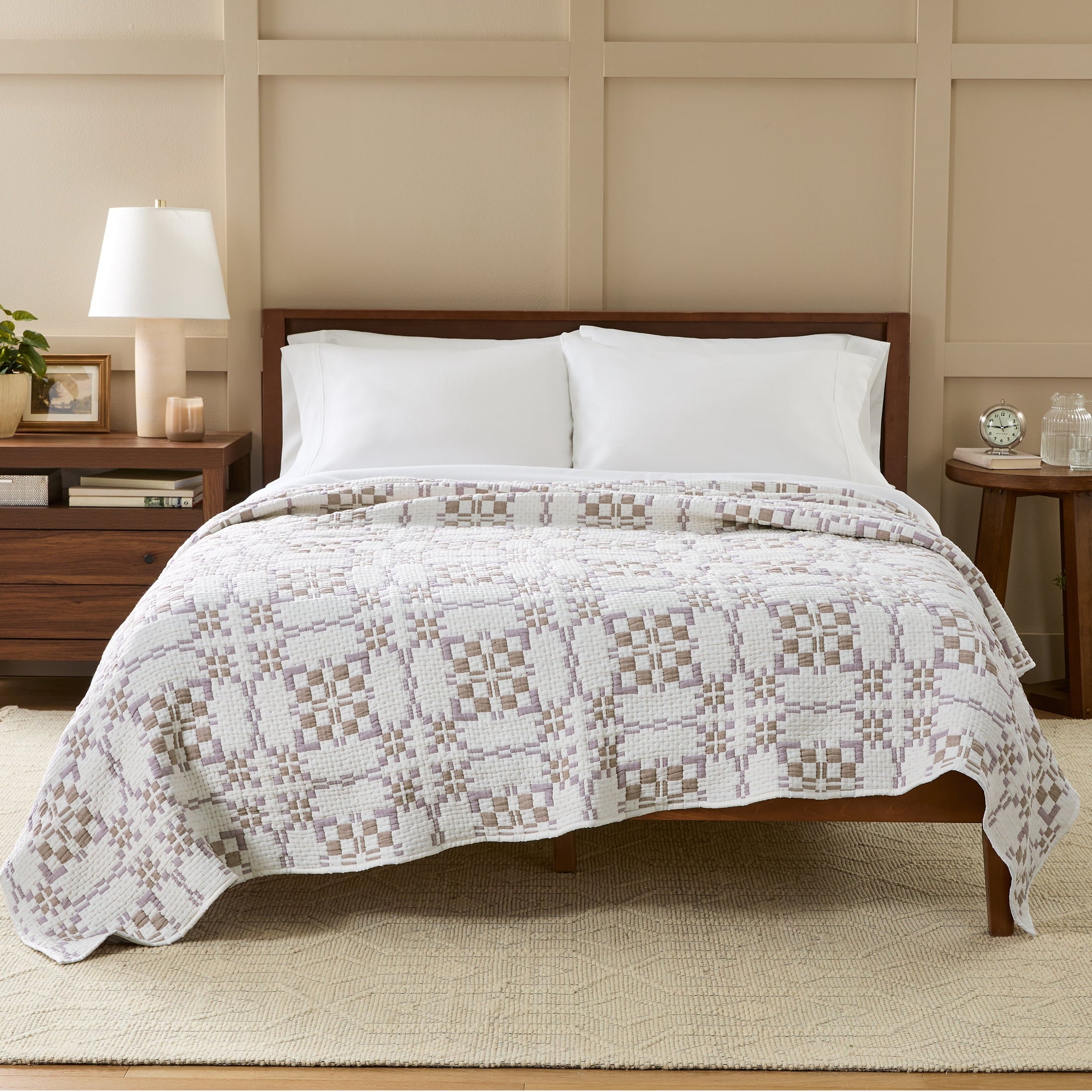 AVERO™ Ivory Modern Mosaic Cotton Matelasse Reversible Quilt, King - AVERO™