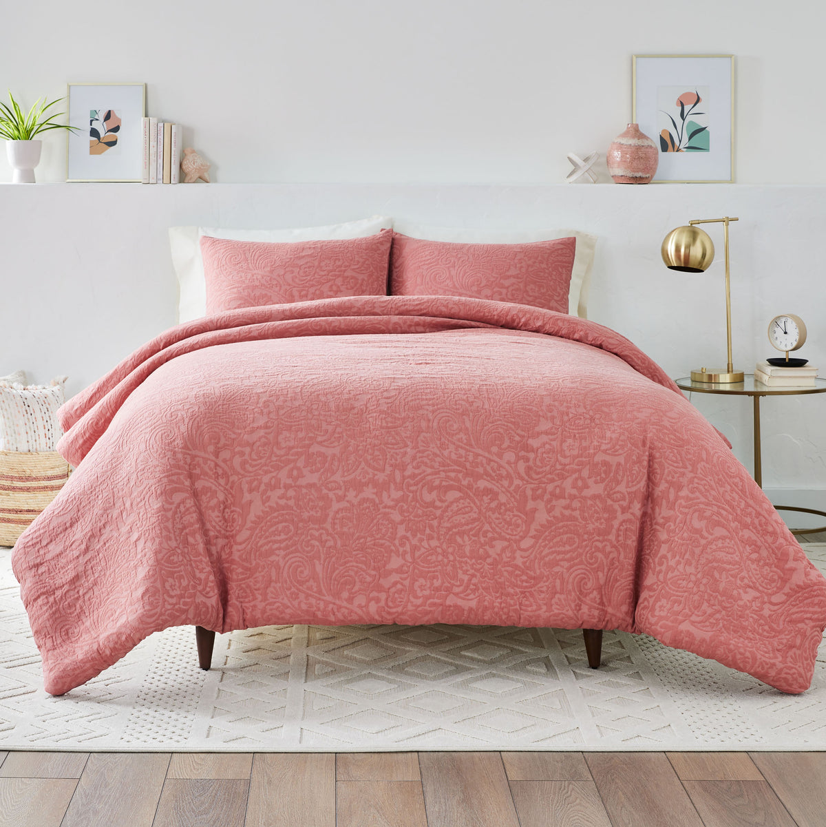 AVERO™ 3-Piece White Paisley Matelasse Comforter Set, Full/Queen - All-Season Bedding