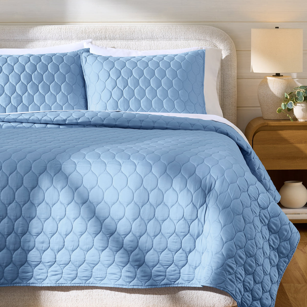 AVERO™ Tencel Quilt, King, Silver Grey, Soft Touch Bedding