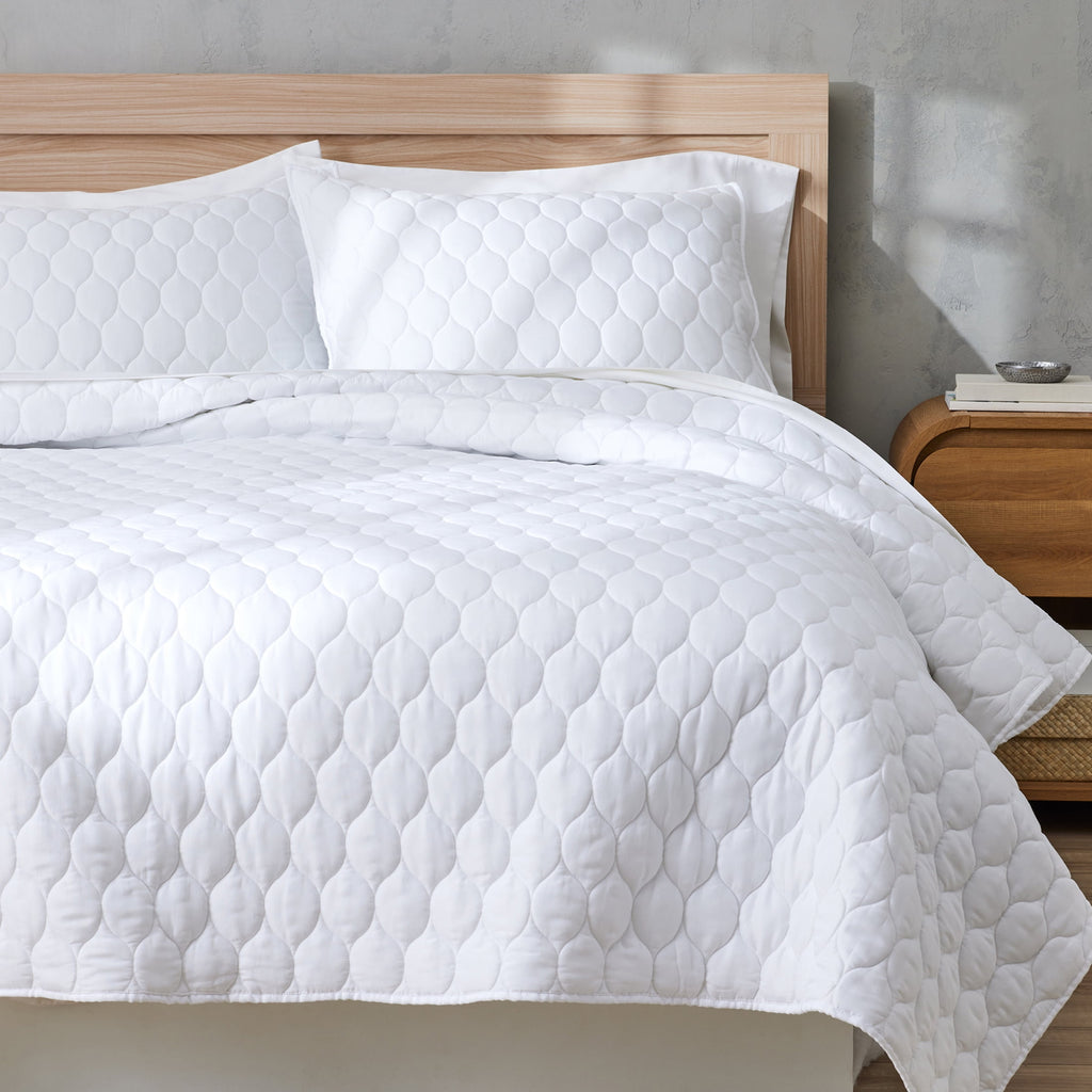 AVERO™ Tencel Quilt, White, King, All-Ages - AVERO™