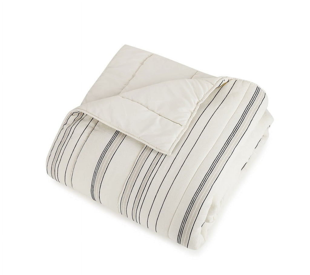 AVERO™ Ticking Stripe Cotton Quilt, Off-White, Full/Queen, All Ages - AVERO™