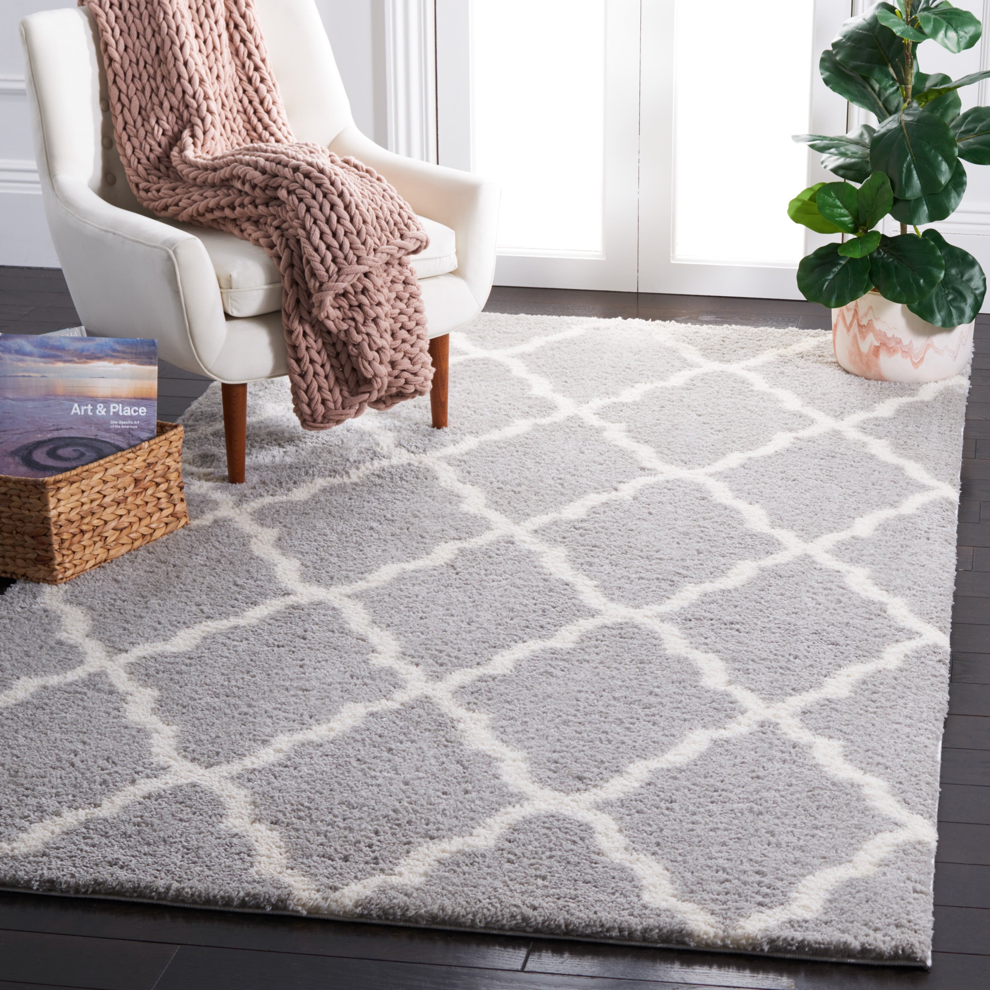 AVERO™ Gray & Ivory Plush Trellis Shag Indoor Area Rug, 5' x 7' - AVERO™