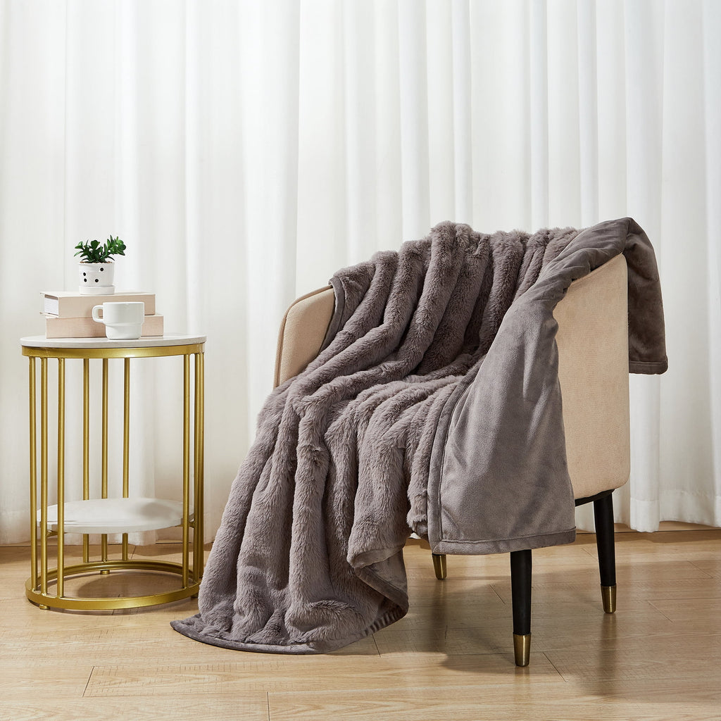 AVERO™ Faux Fur Throw Blanket, 50 in x 72 in, Grey Bisque - AVERO™