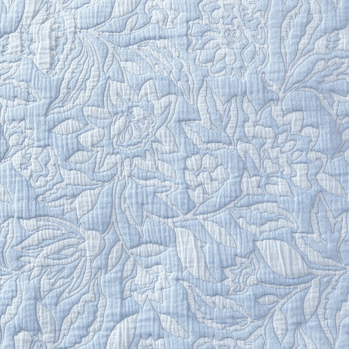 AVERO™ Floral Matelass Quilt, King, Blue Bedding - AVERO™