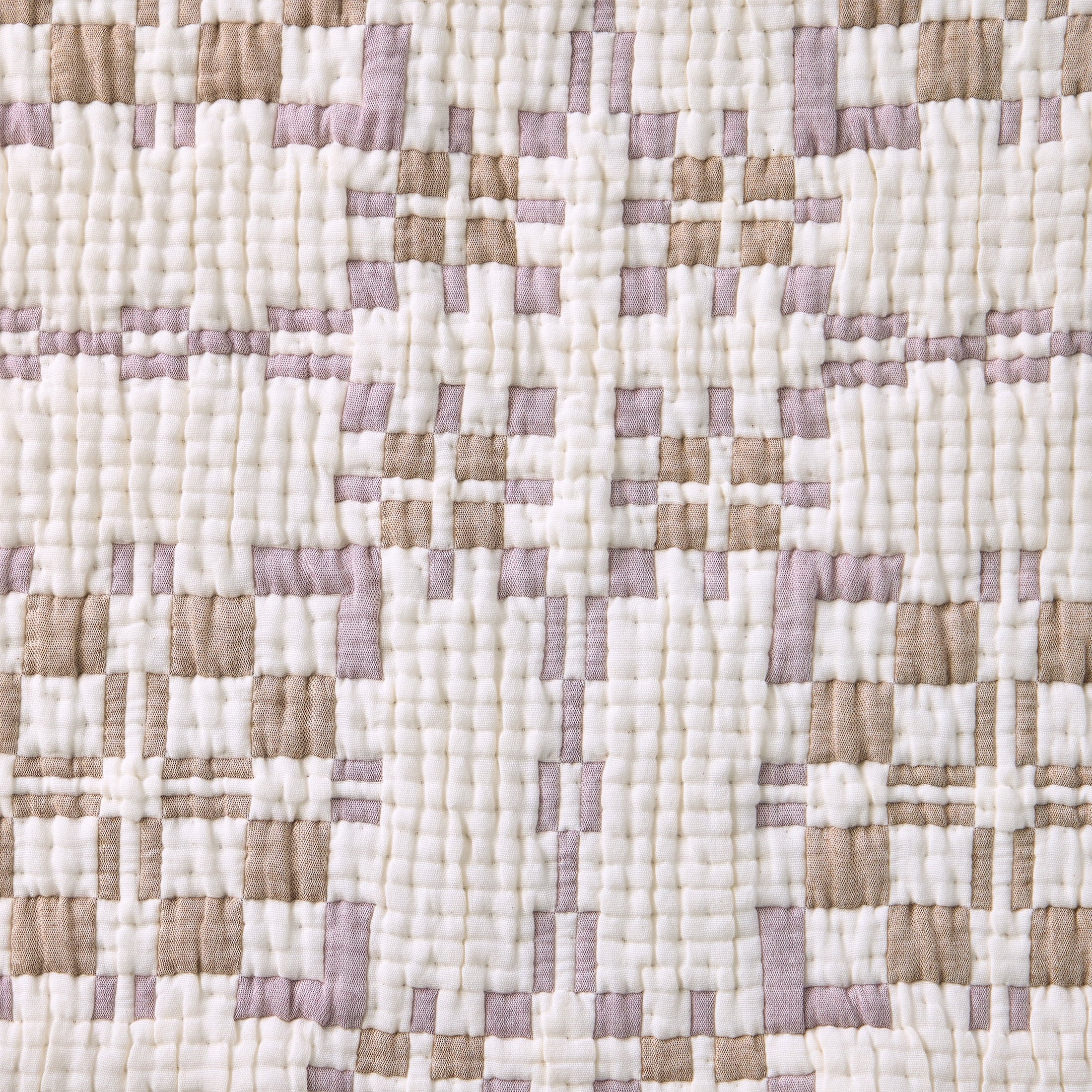 AVERO™ Ivory Modern Mosaic Cotton Matelasse Reversible Quilt, King - AVERO™