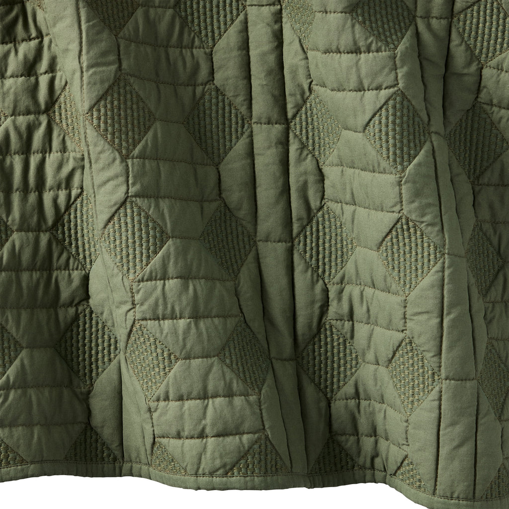 AVERO™ Crafted Geo Cotton Quilt, Dark Cilantro Dark Green, Full/Queen - AVERO™