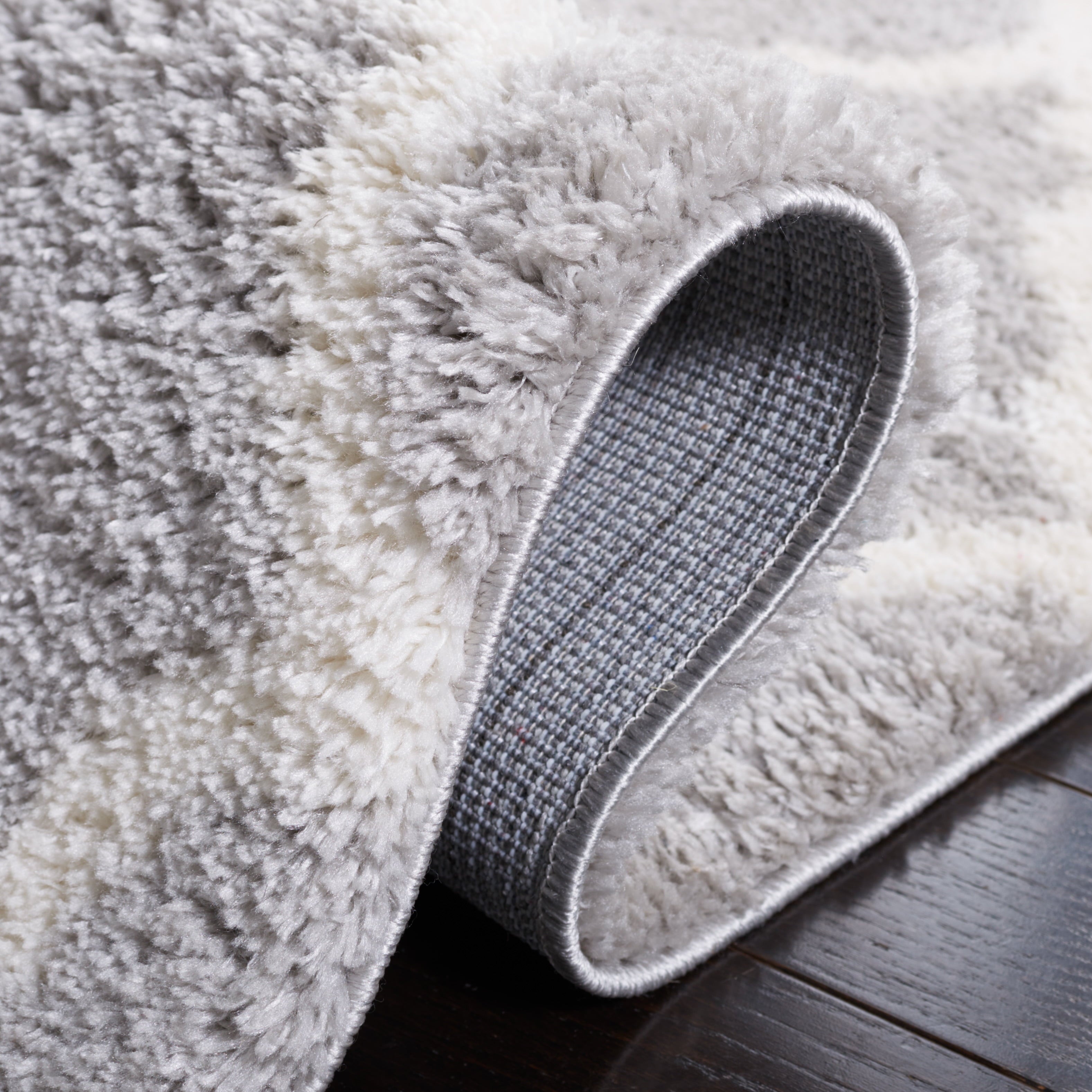 AVERO™ Gray & Ivory Plush Trellis Shag Indoor Area Rug, 5' x 7' - AVERO™