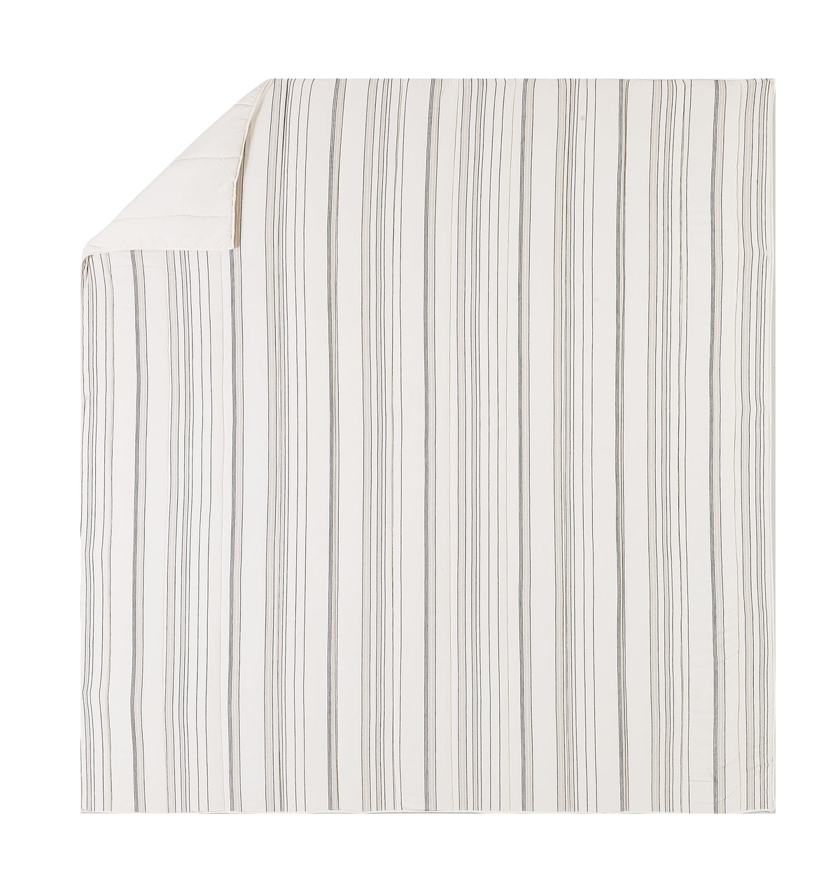 AVERO™ Ticking Stripe Cotton Quilt, Off-White, Full/Queen, All Ages - AVERO™